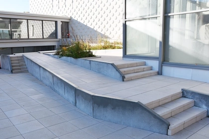 Keerwanden, op maat gemaakt, Cbs Beton, Theater, Rolstoelgebruikers, Architecten, MursDeSoutènement, Architectes, Entrepreneurs 